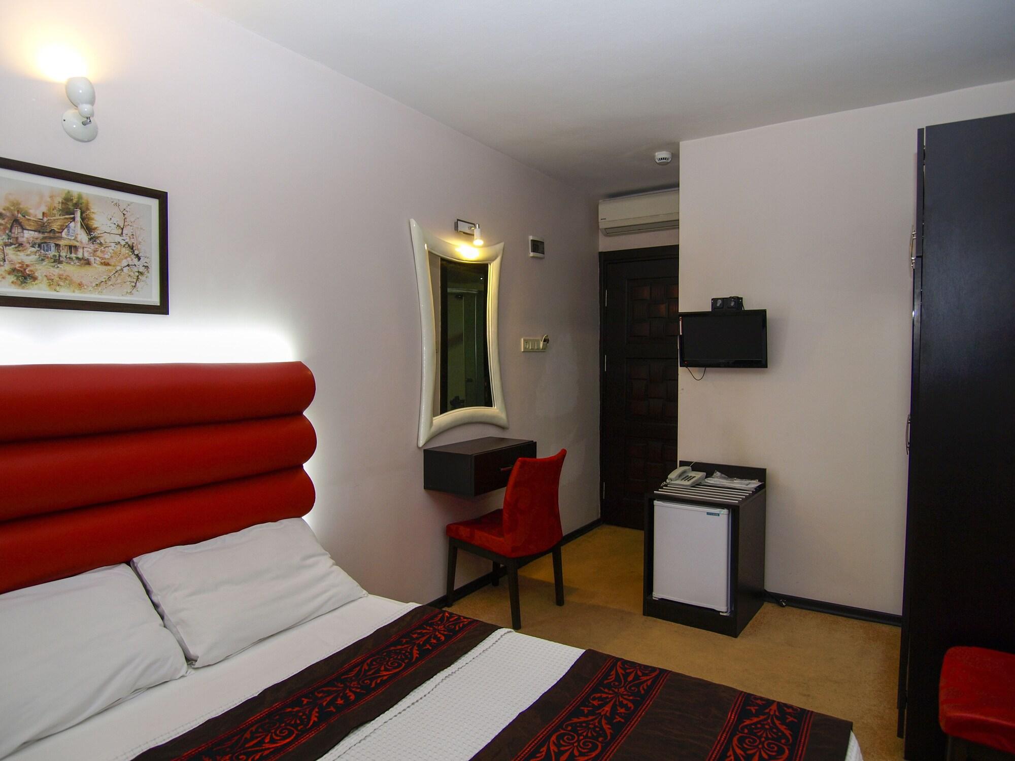 Hotel Timya Istanbul Exterior photo